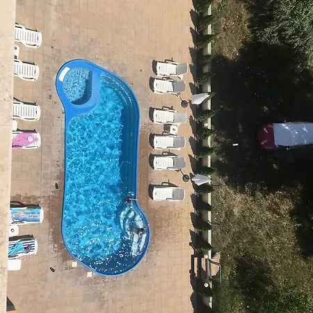 Kale Summer Life Apart ساني بيتش